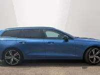 Used Volvo V60 R-Design Pro 190 HP (139 kW) 2019 Blue Estate