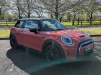 Usado Mini Cooper S Hatch 135 kW (184 HP) 2021 Vermelho Citadino
