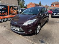 Used Ford Fiesta Zetec 96 HP (70 kW) 2010 Red Hatchback