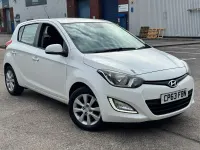 Used Hyundai i20 Style 86 HP (63 kW) 2013 White Hatchback