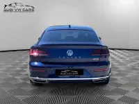 Used VW Arteon R-line 190 HP (139 kW) 2018 Blue Hatchback