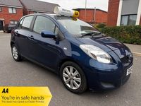 Used Toyota Yaris 2009 Blue Hatchback