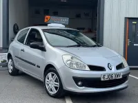 Used Renault Clio II Expression 2006 Silver Hatchback