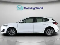 Używany Ford Focus Titanium 155 KM (114 kW) 2023 Biały Hatchback