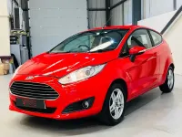 Used Ford Fiesta Zetec 82 HP (60 kW) 2013 Red Hatchback