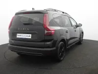 Begagnad Dacia Jogger Extreme 141 HK (103 kW) 2023 Svart Minibuss