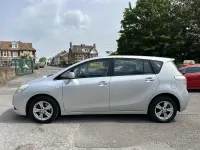 Used Toyota Verso 126 HP (92 kW) 2010 Silver MPV