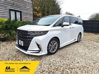 Usado Toyota Alphard 2023 Branco Monovolume