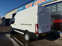 Używany Ford Transit 130 KM (95 kW) 2022 Biały Van