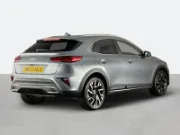Usado Kia XCeed 2023 Prateado SUV
