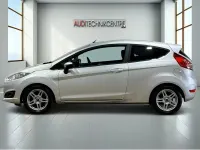 Usado Ford Fiesta Zetec 82 HP (60 kW) 2014 Prateado Citadino