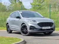 Second-hand Ford Kuga 190 CP (139 kW) 2023 Argintiu SUV