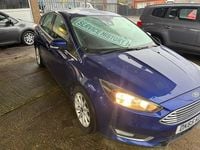 Used Ford Focus Titanium 125 HP (91 kW) 2015 Blue Hatchback