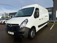 Second-hand Vauxhall Movano 2021 Alb