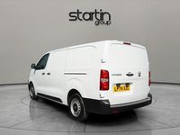 Used Vauxhall Vivaro 143 HP (105 kW) 2025 White MPV