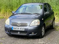 Used Toyota Yaris 2004 Blue Hatchback