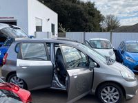 Used Honda Jazz SE 83 HP (61 kW) 2005 Silver Hatchback