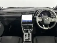Second-hand Lexus LBX 134 CP (98 kW) 2024 Roșu SUV