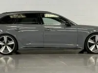 Usado Audi RS4 Sport 450 HP (330 kW) 2019 Cinzento Carrinha