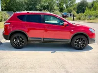 Used Nissan Qashqai Tekna 131 HP (96 kW) 2012 Red SUV