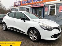 Used Renault Clio IV Dynamique 90 HP (66 kW) 2016 White Hatchback