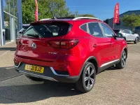 Usado MG ZS Exclusive 103 kW (141 HP) 2021 Vermelho SUV