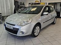 Used Renault Clio II 75 HP (55 kW) 2010 Silver Hatchback