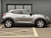 Used Nissan Juke N-Connecta 112 HP (82 kW) 2022 Grey SUV