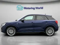 Begagnad Audi Q2 Black Edition 148 HK (108 kW) 2021 Blå SUV