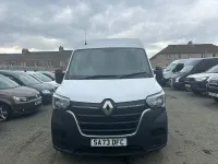 Used Renault Master 135 HP (99 kW) 2023 White MPV