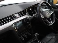 Used VW Passat SEL 150 HP (110 kW) 2020 Silver Sedan