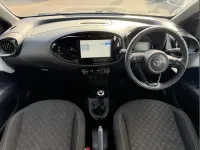 Używany Toyota Aygo X 72 KM (52 kW) 2024 Biały SUV