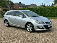 Used Vauxhall Astra SRi 2013 Silver Estate