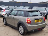 Used Mini Cooper Classic 134 HP (98 kW) 2020 Grey Hatchback