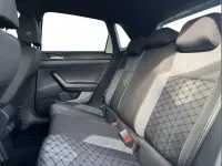 Usado VW Polo R-line 95 HP (69 kW) 2024 Branco Citadino