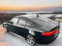 Used Jaguar XE R-Sport 180 HP (132 kW) 2016 Black Sedan
