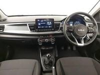 Used Kia Rio 2022 White Hatchback