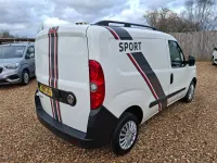 Used Vauxhall Combo 95 HP (69 kW) 2018 White MPV