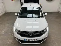 Used Dacia Sandero Lauréate 71 HP (52 kW) 2018 White Hatchback