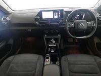 Usado Citroën C4 Shine 131 HP (96 kW) 2023 Cinzento SUV