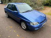 Used Ford Escort Finesse 90 HP (66 kW) 2000 Blue Hatchback