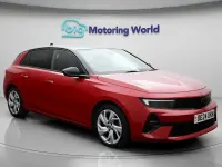 Begagnad Vauxhall Astra S 130 HK (95 kW) 2024 Röd Halvkombi