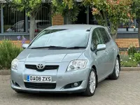 Used Toyota Auris SR 124 HP (91 kW) 2008 Silver Hatchback