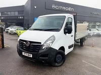 Used Vauxhall Movano 133 HP (97 kW) 2021 White MPV