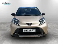 Used Toyota Aygo X 72 HP (52 kW) 2022 Beige SUV