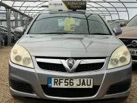 Used Vauxhall Vectra 138 HP (101 kW) 2006 Silver Hatchback