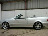 used Mercedes CLK230 Avantgarde 2dr Tip Auto 2.3