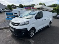 Used Vauxhall Vivaro 100 HP (73 kW) 2021 White MPV
