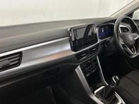 Used VW T-Roc Life 110 HP (80 kW) 2022 White SUV