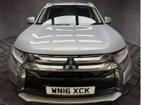 Usado Mitsubishi Outlander 150 HP (110 kW) 2016 Prateado SUV